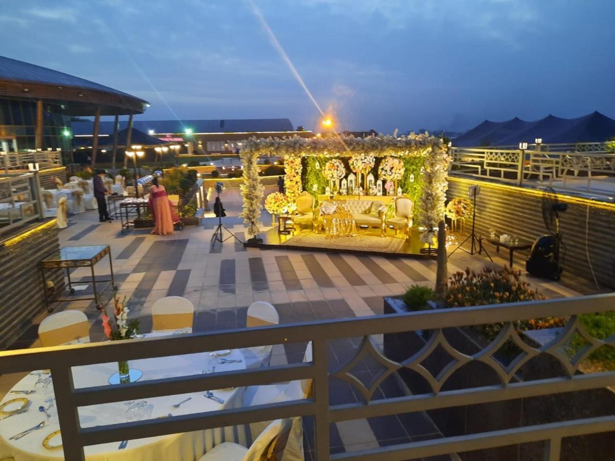 Jacaranda Heights Hotel Islamabad Exterior photo