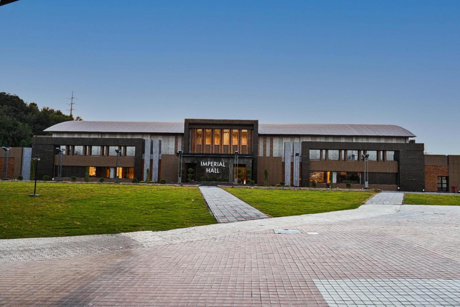 Jacaranda Heights Hotel Islamabad Exterior photo